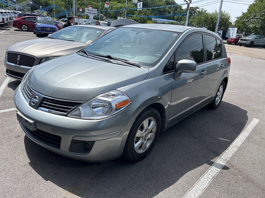 2009 NISSAN Versa