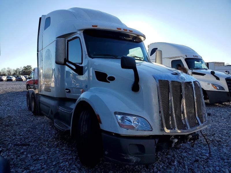 2021 PETERBILT 579