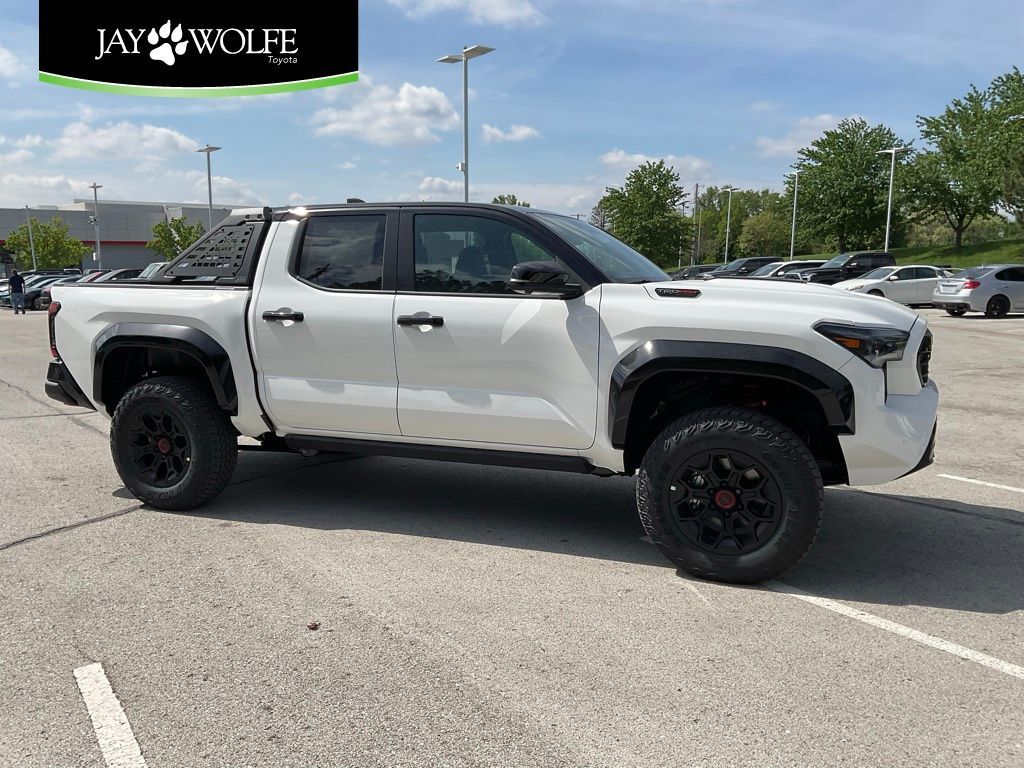 2026 TOYOTA Tacoma