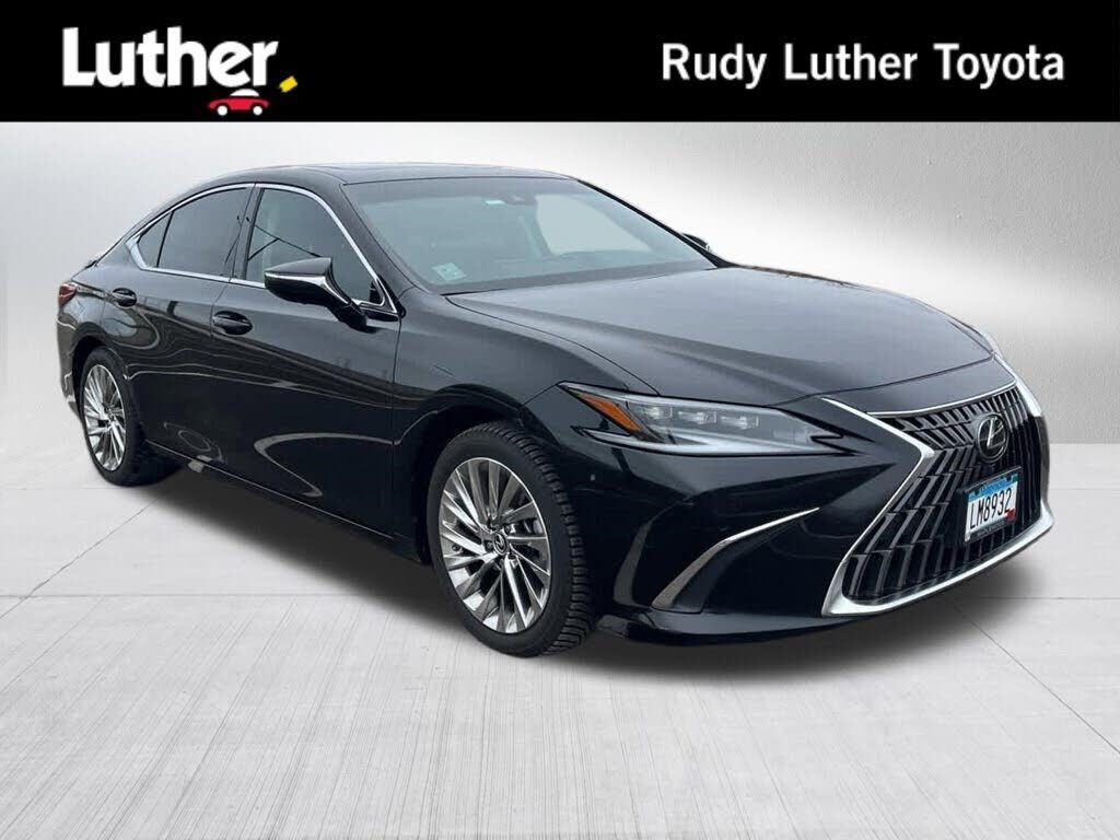 2023 LEXUS ES