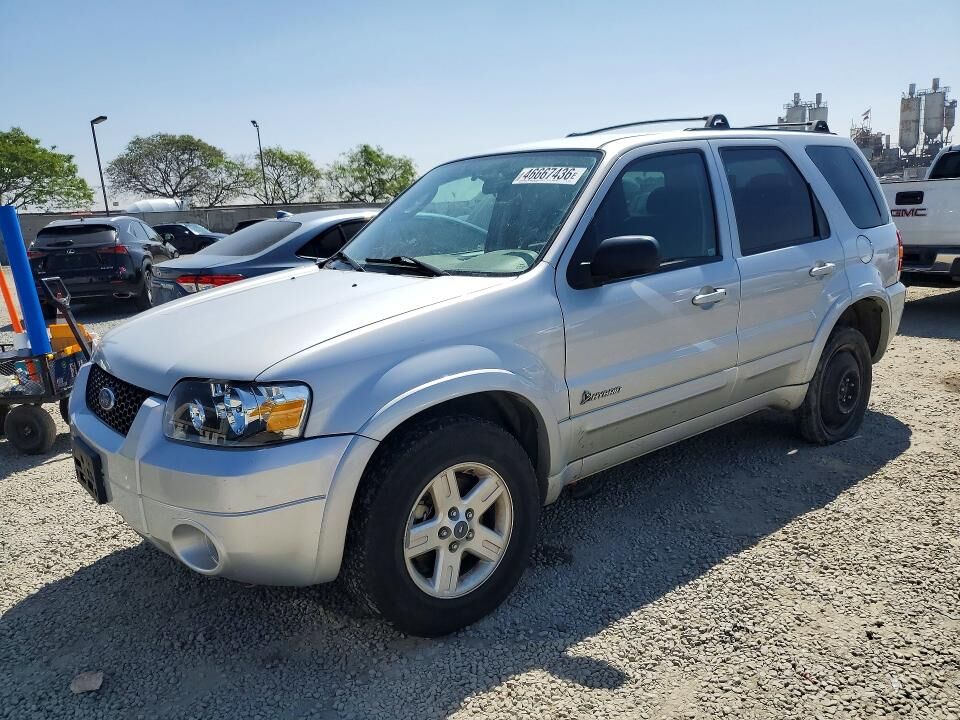 2005 FORD Escape