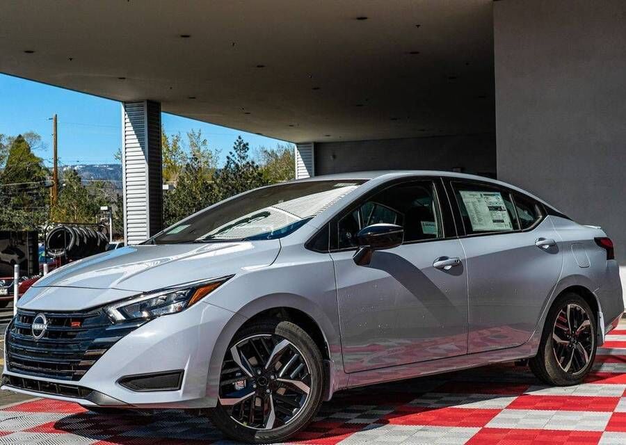2025 NISSAN Versa