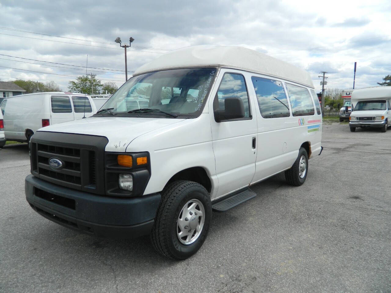 2008 FORD E-250
