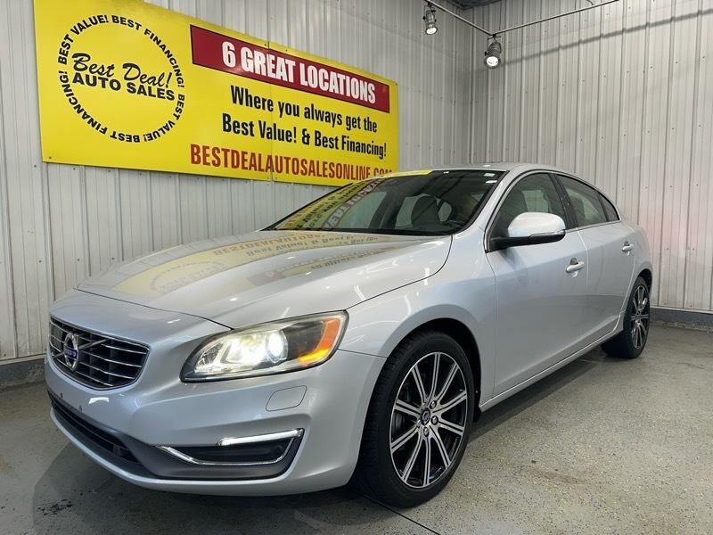 2016 VOLVO S60