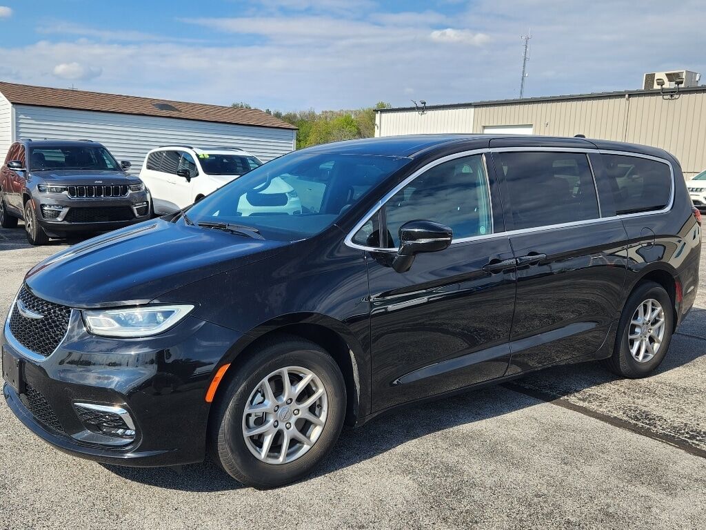 2025 CHRYSLER Pacifica