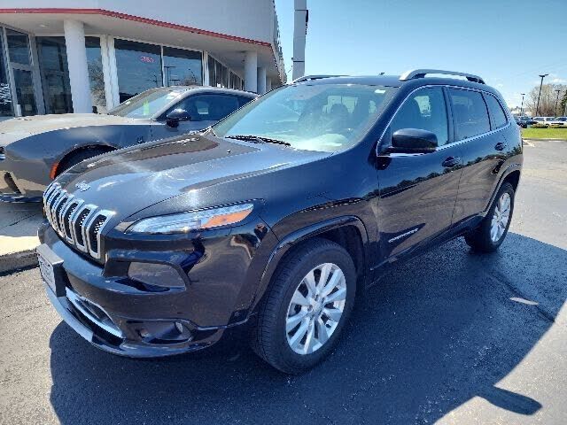 2017 JEEP Cherokee