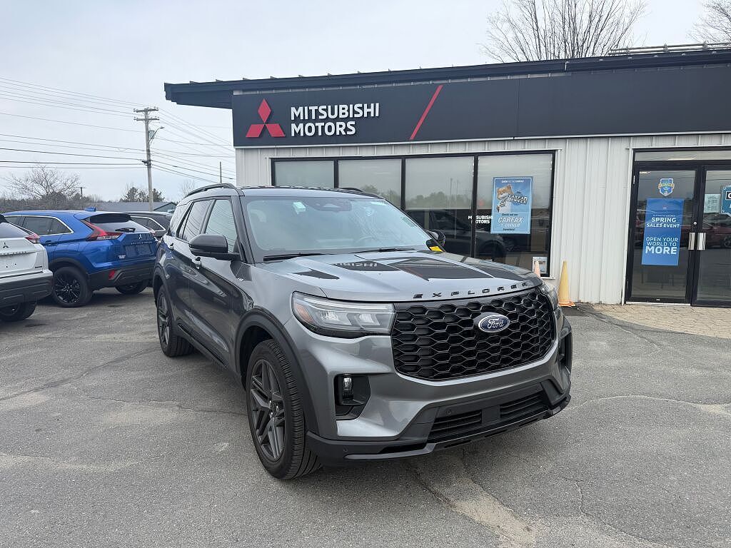 2025 FORD Explorer