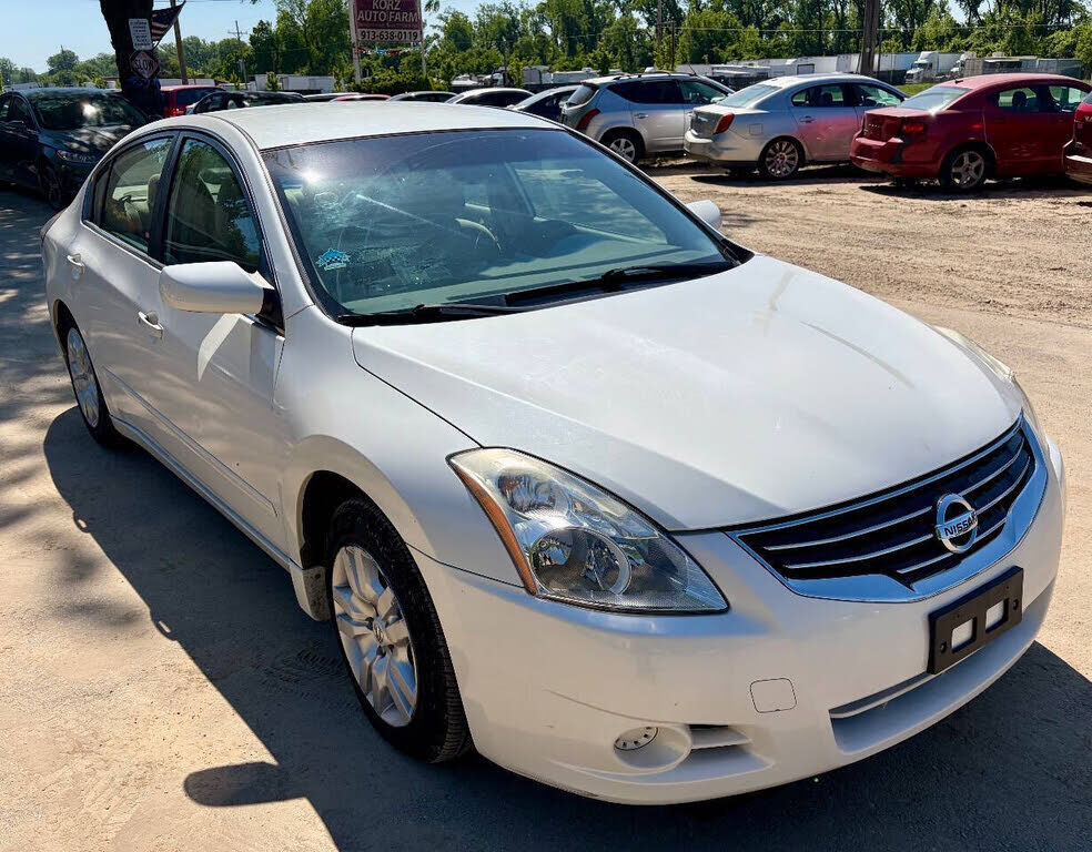 2012 NISSAN Altima