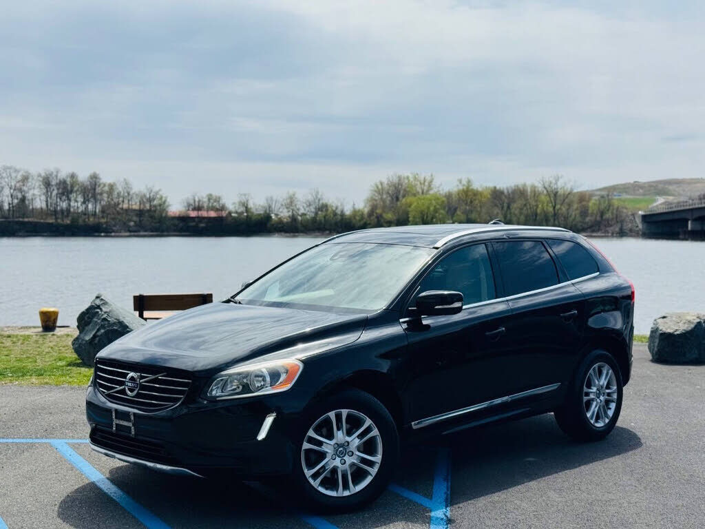 2016 VOLVO XC60