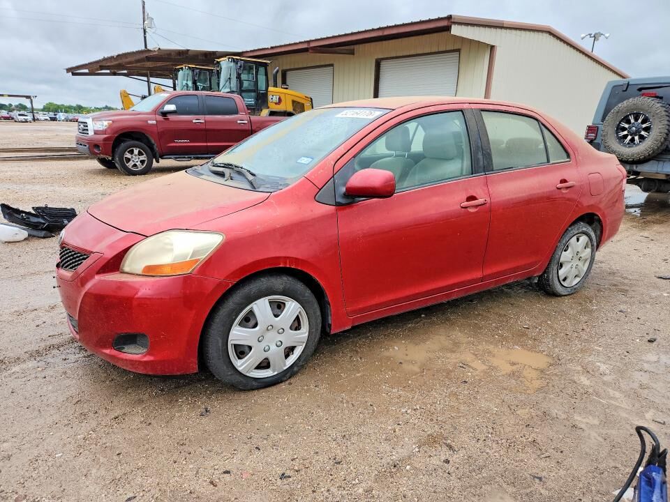 2009 TOYOTA Yaris