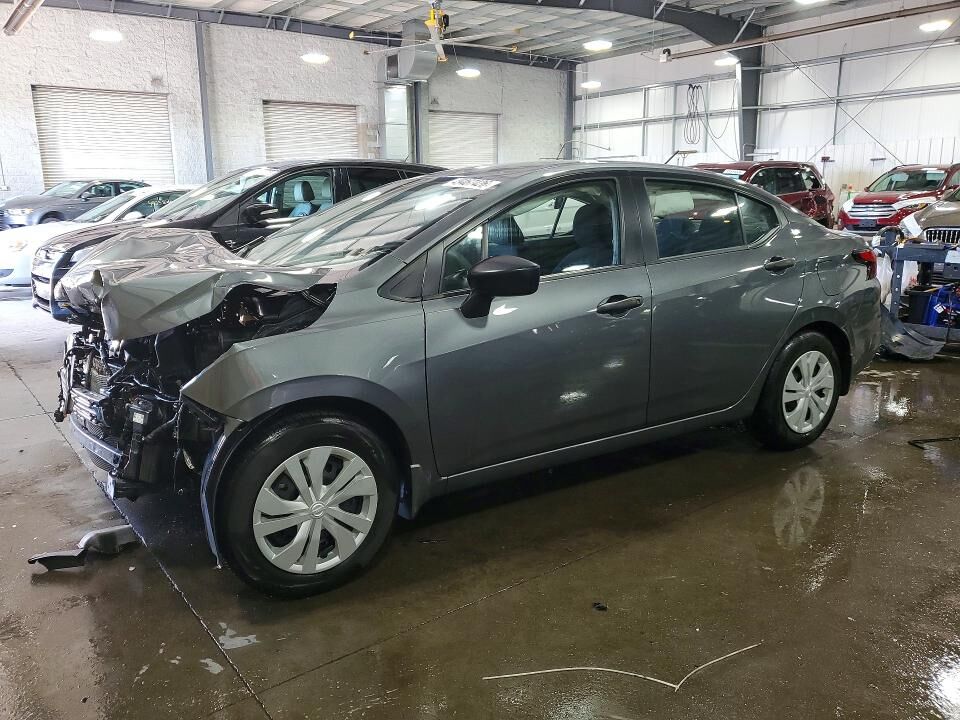 2024 NISSAN Versa