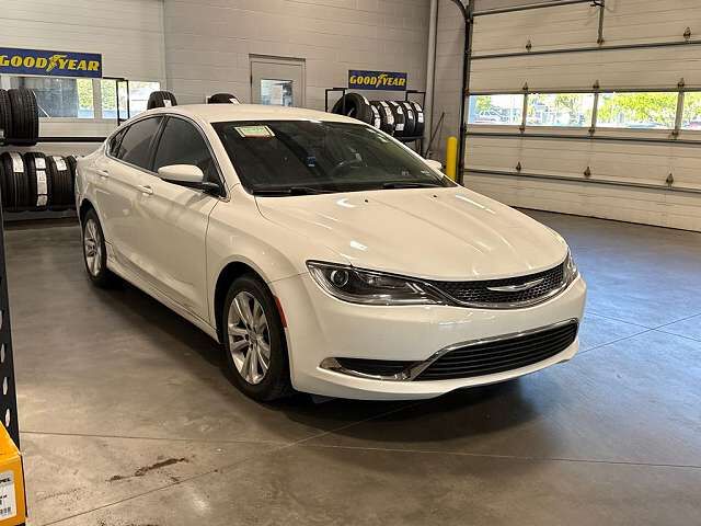 2015 CHRYSLER 200