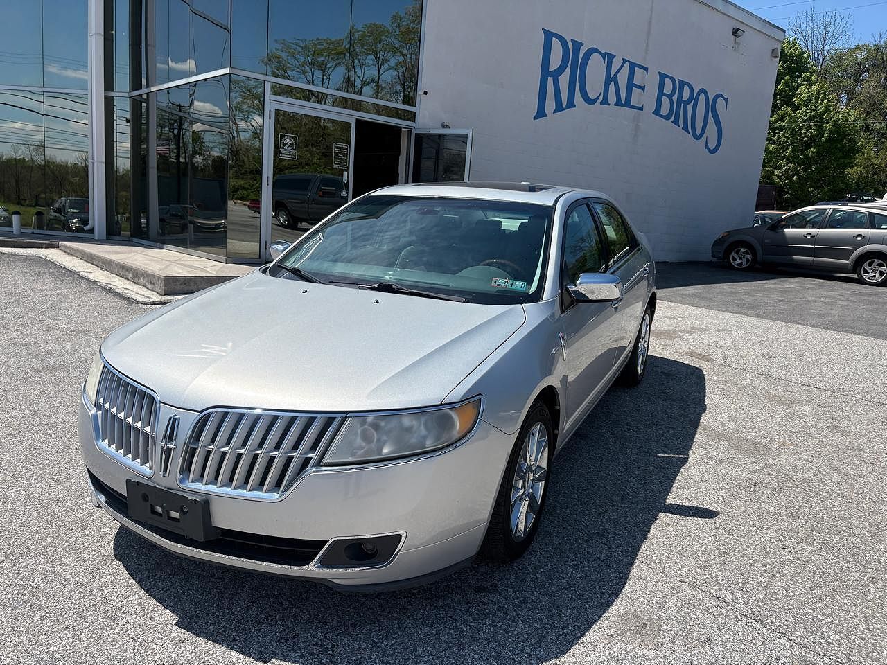 2010 LINCOLN MKZ