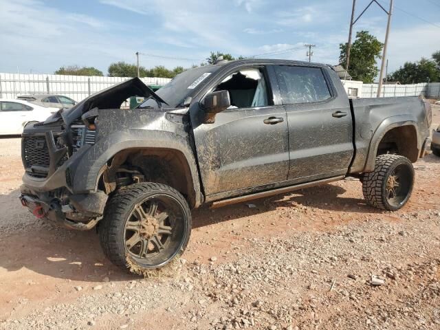 2023 GMC Sierra