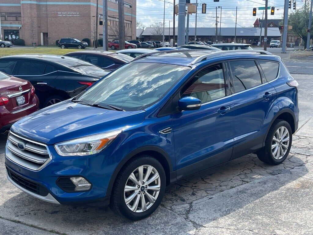 2017 FORD Escape