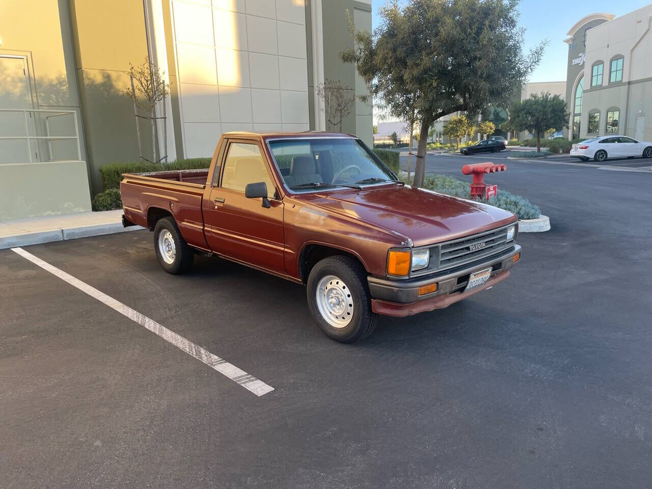 1987 TOYOTA Pick-Up