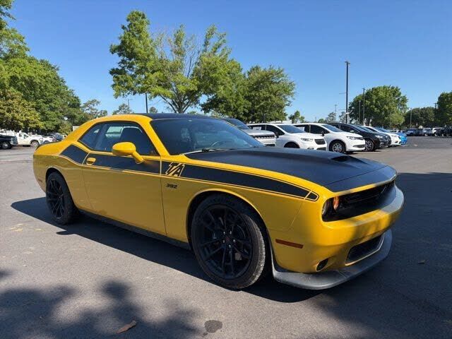 2019 DODGE Challenger