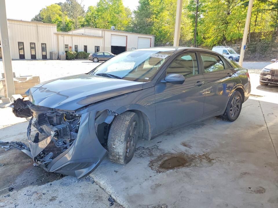 2024 HYUNDAI Elantra