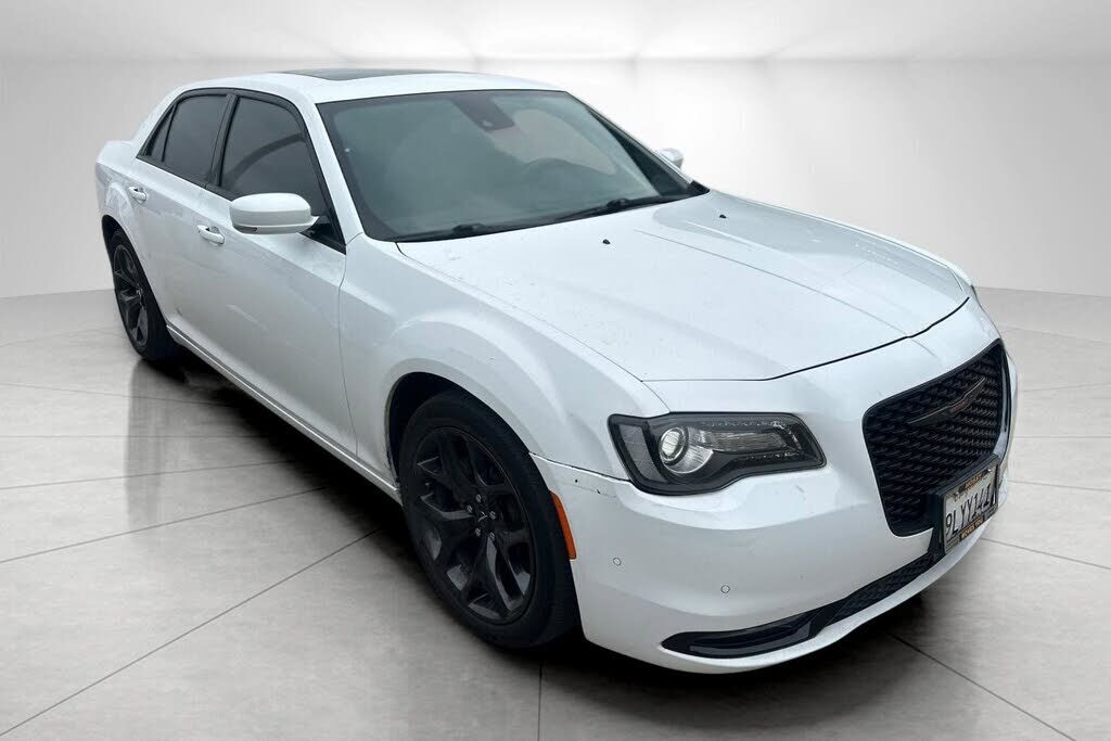 2023 CHRYSLER 300