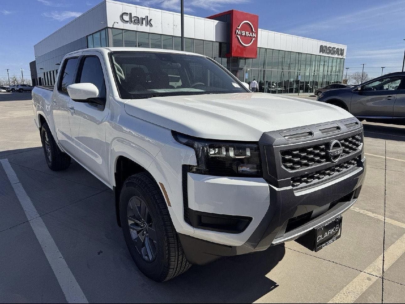 2026 NISSAN Frontier