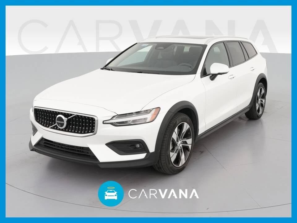 2025 VOLVO V60CC