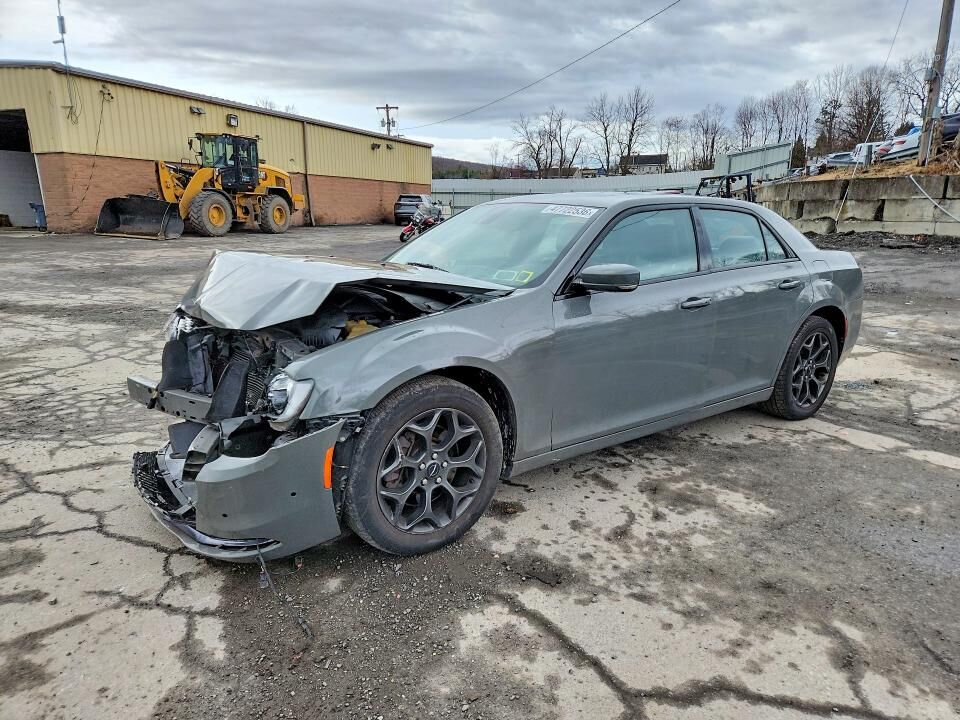 2018 CHRYSLER 300