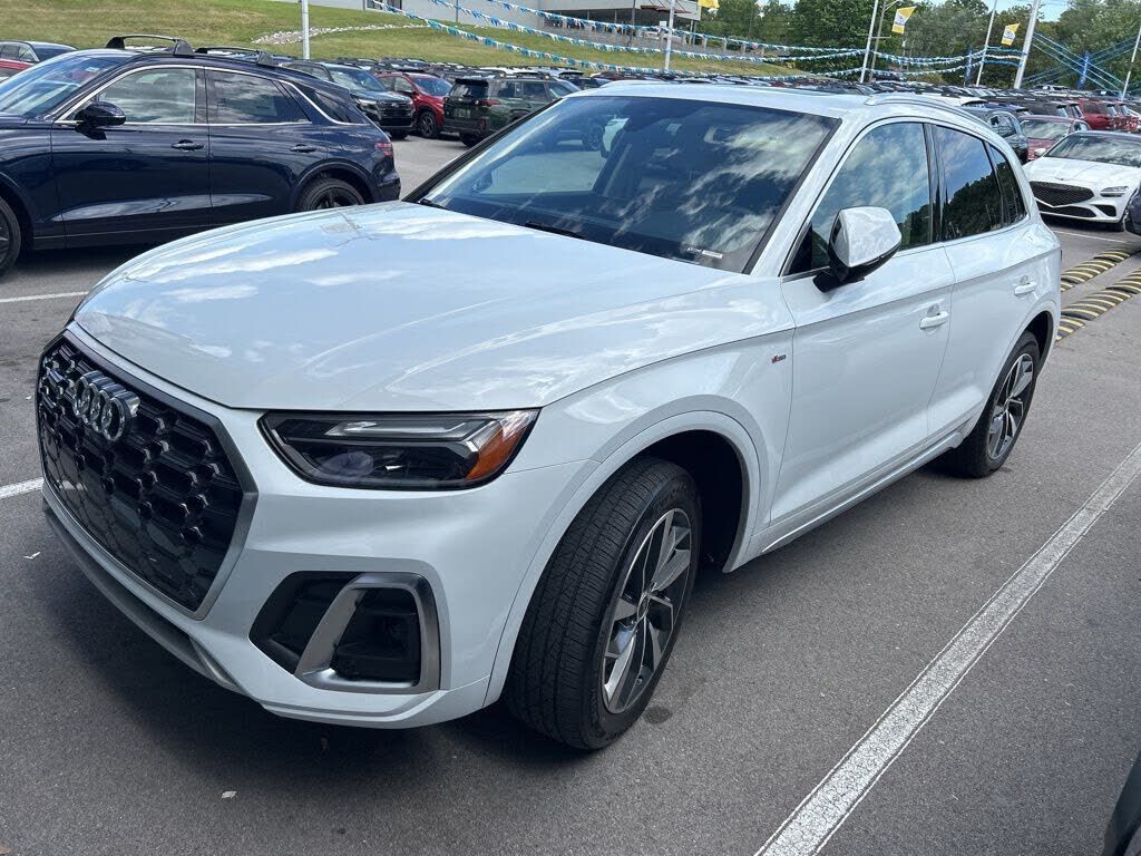 2022 AUDI Q5