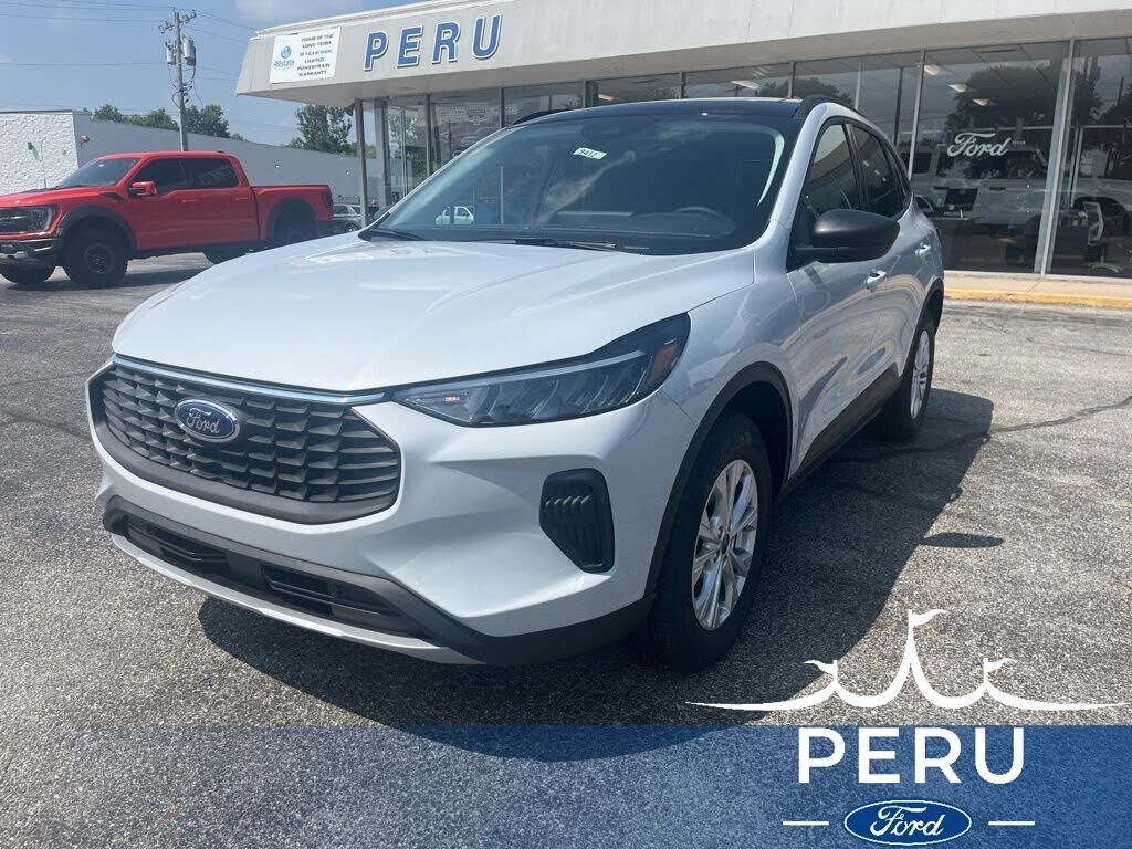 2025 FORD Escape