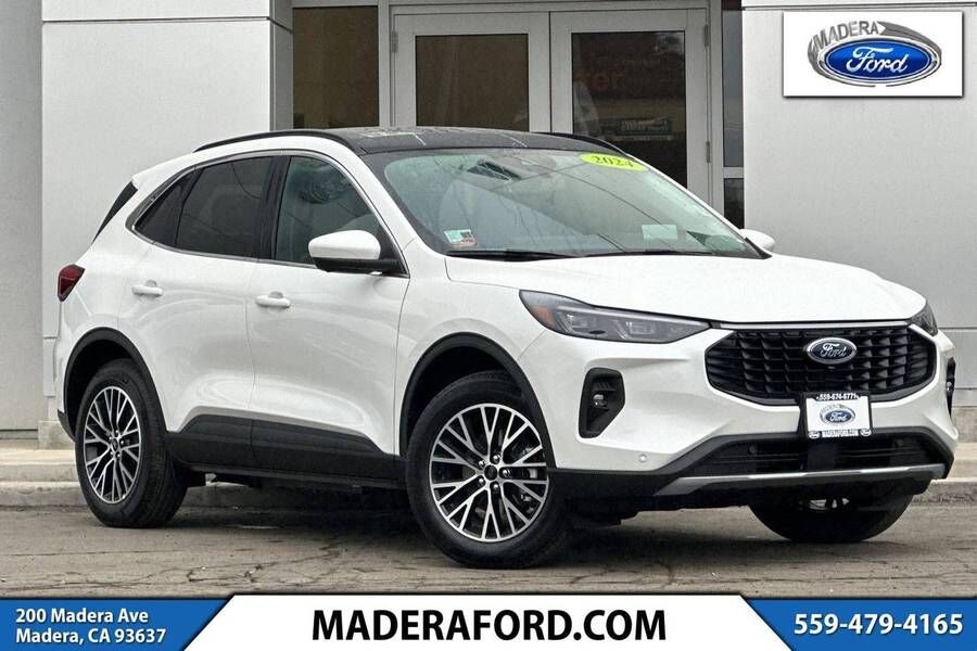 2025 FORD Escape