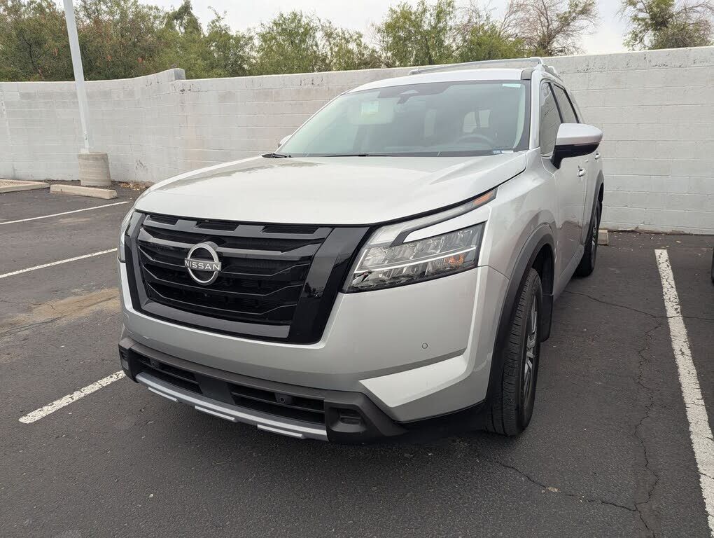 2024 NISSAN Pathfinder