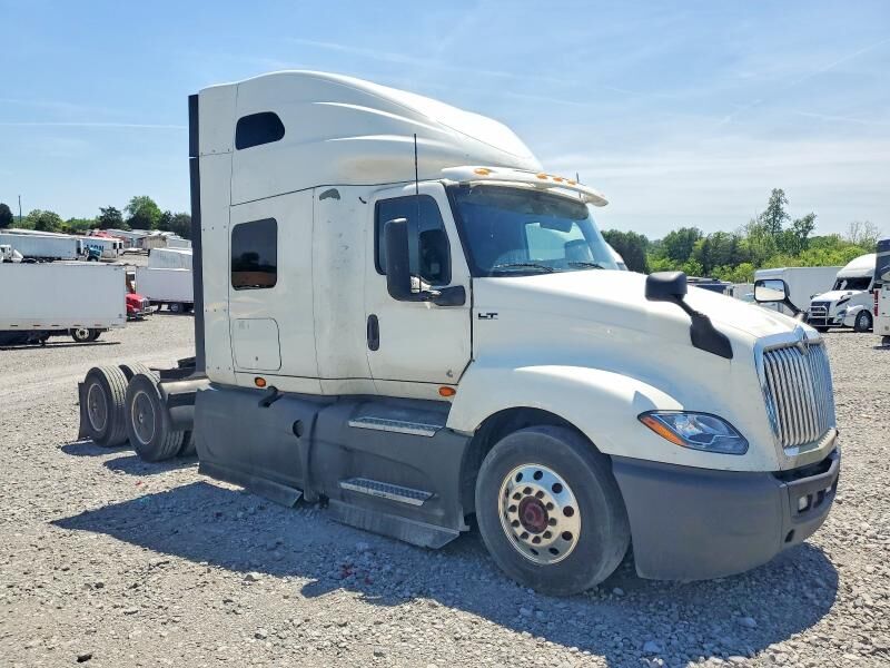 2021 INTERNATIONAL LT625