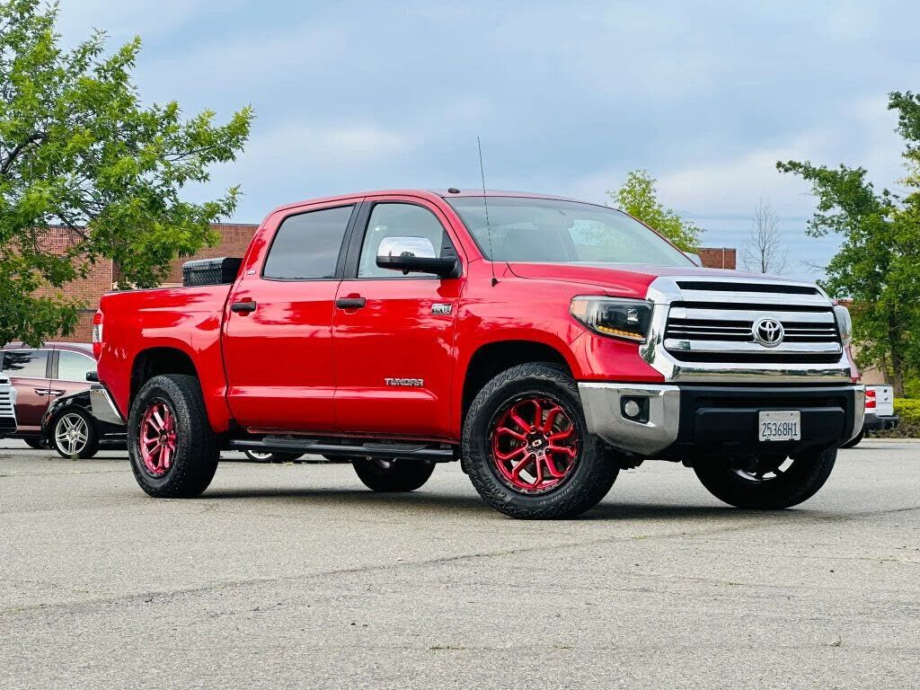 2014 TOYOTA Tundra