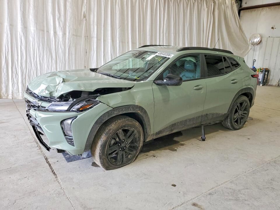 2025 CHEVROLET Trax