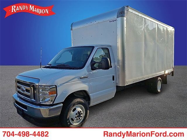 2025 FORD E-350
