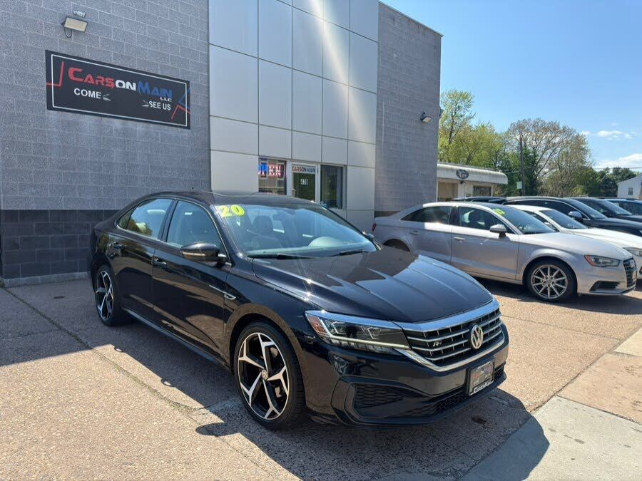 2020 VOLKSWAGEN Passat
