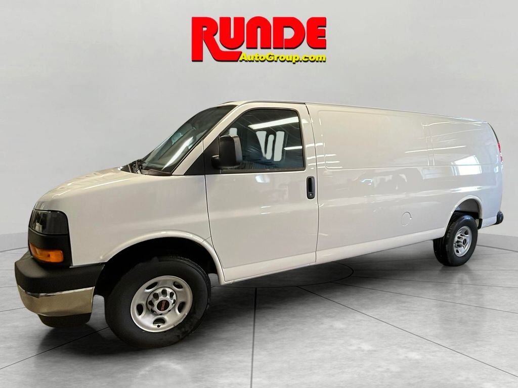 2025 GMC Savana