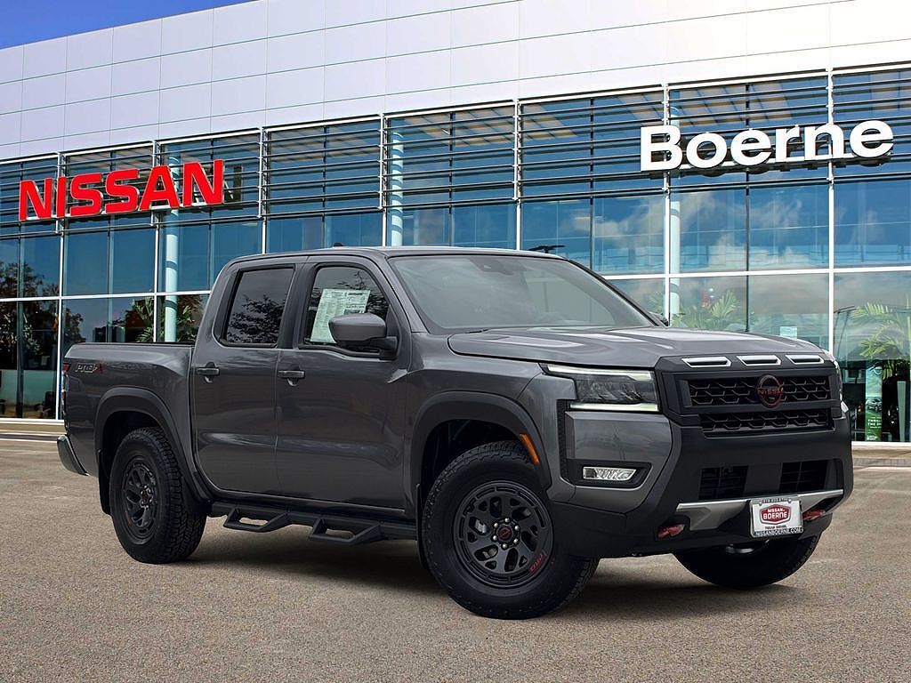 2026 NISSAN Frontier