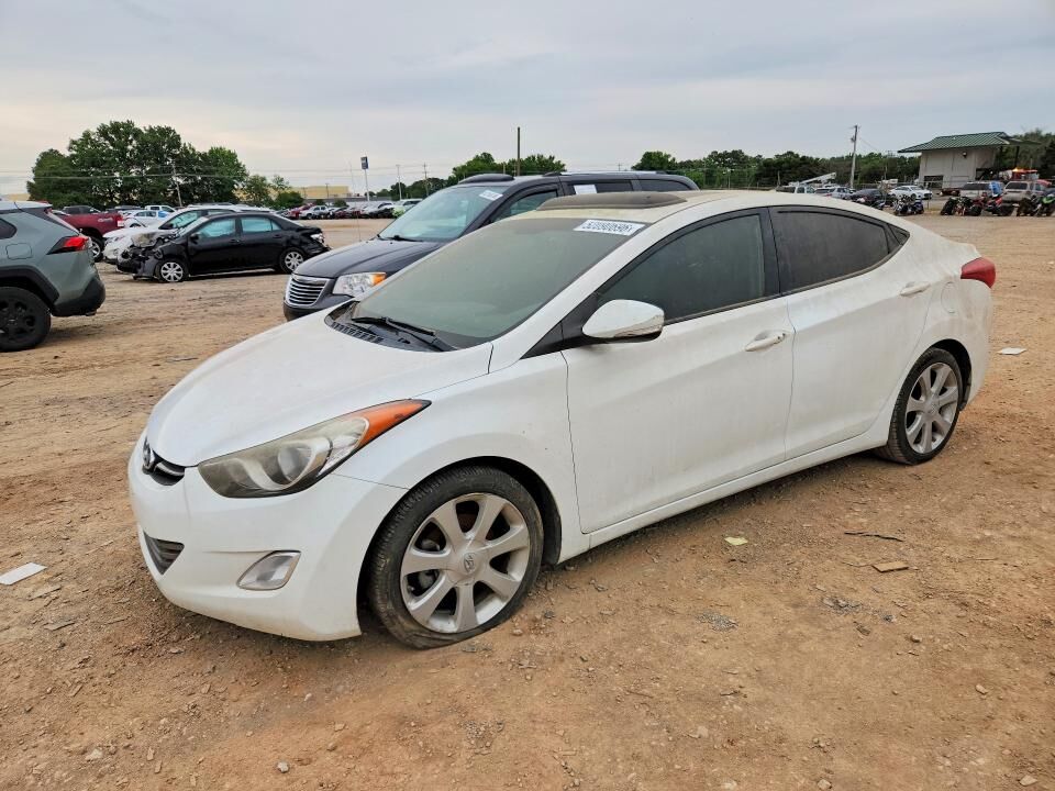 2013 HYUNDAI Elantra