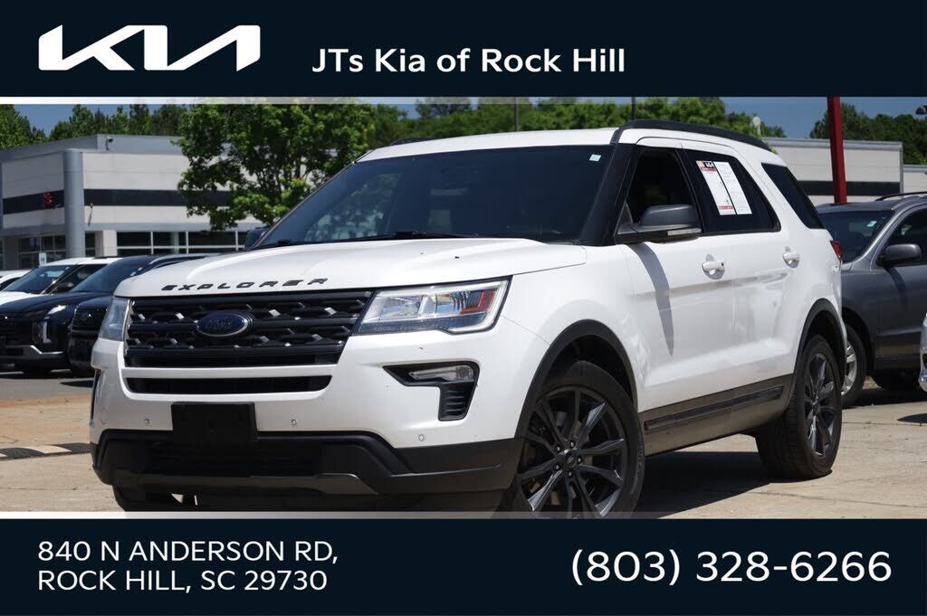 2018 FORD Explorer