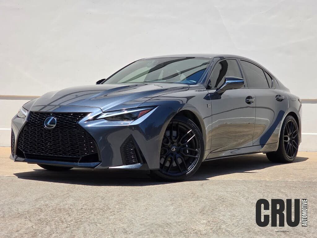 2023 LEXUS IS