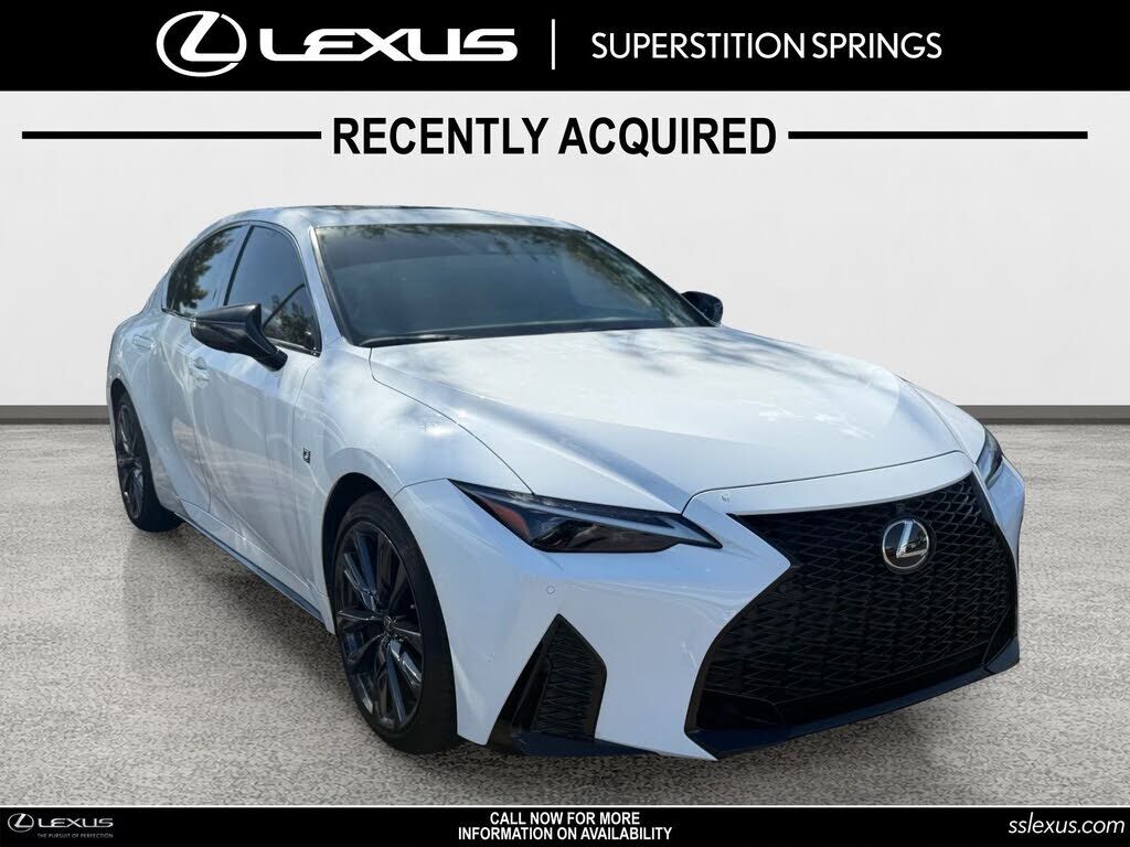 2025 LEXUS IS