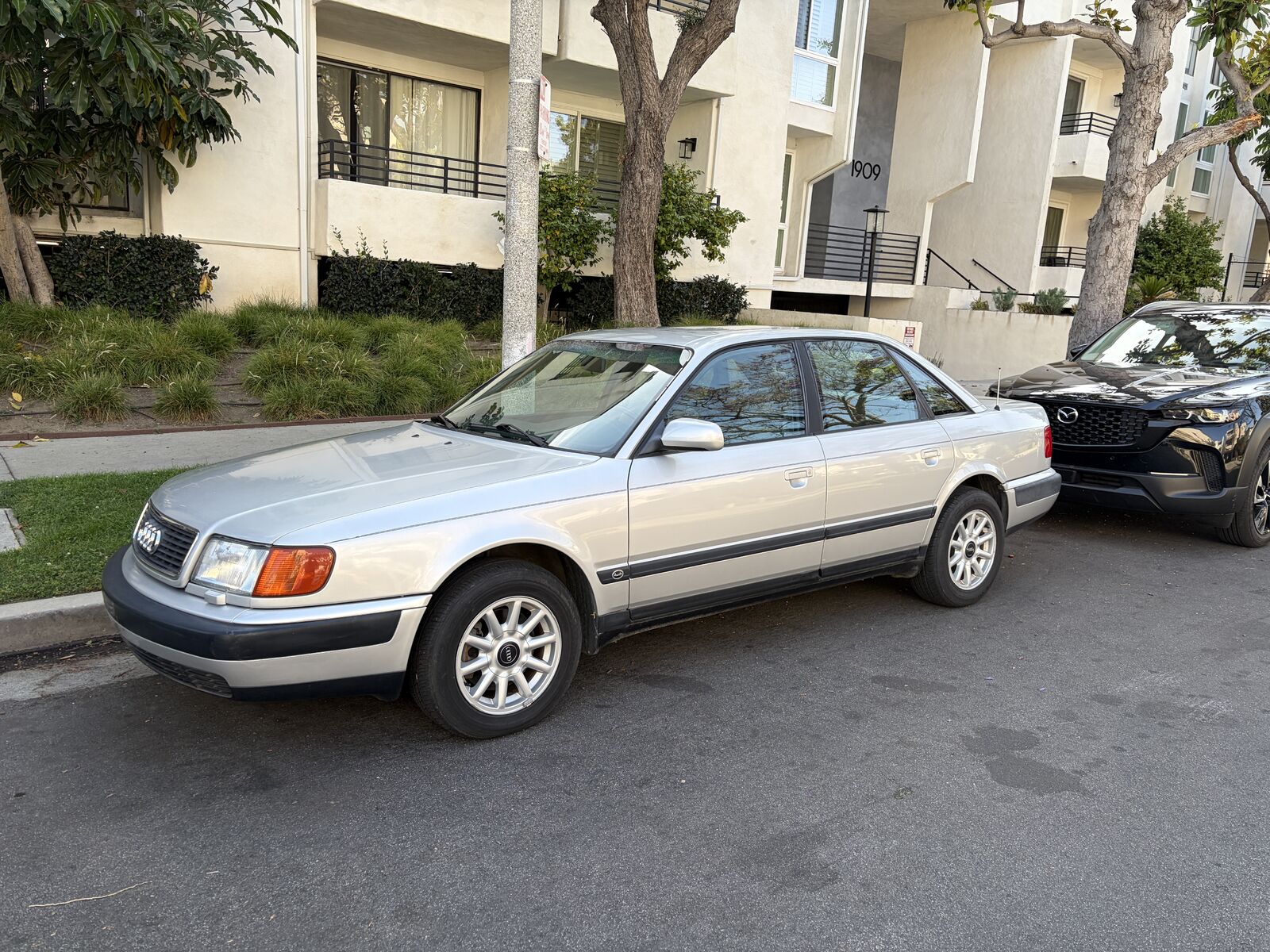 Audi 100