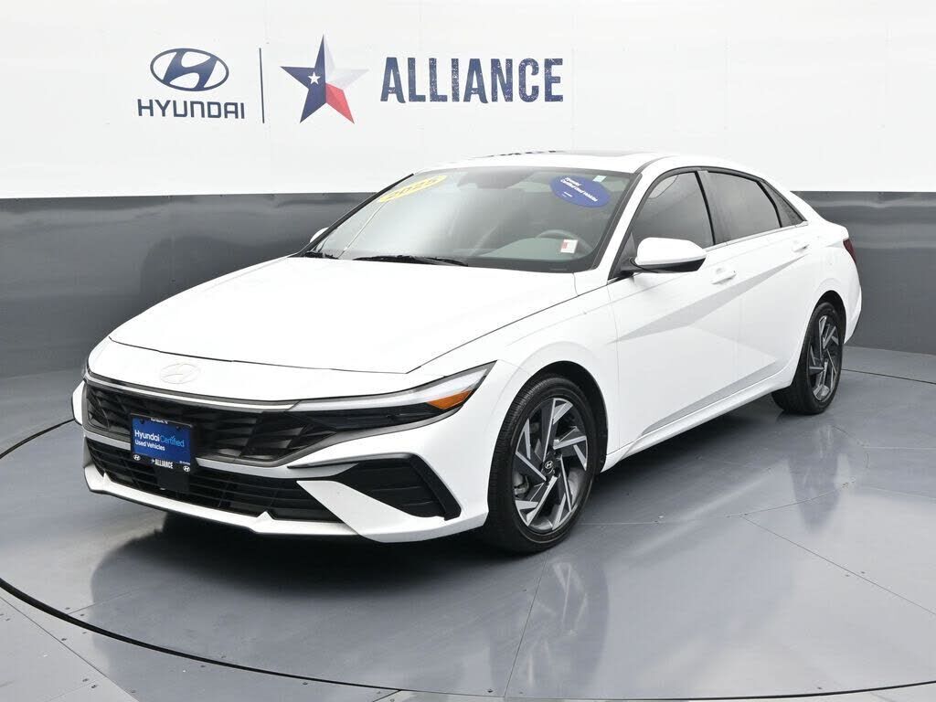 2025 HYUNDAI Elantra