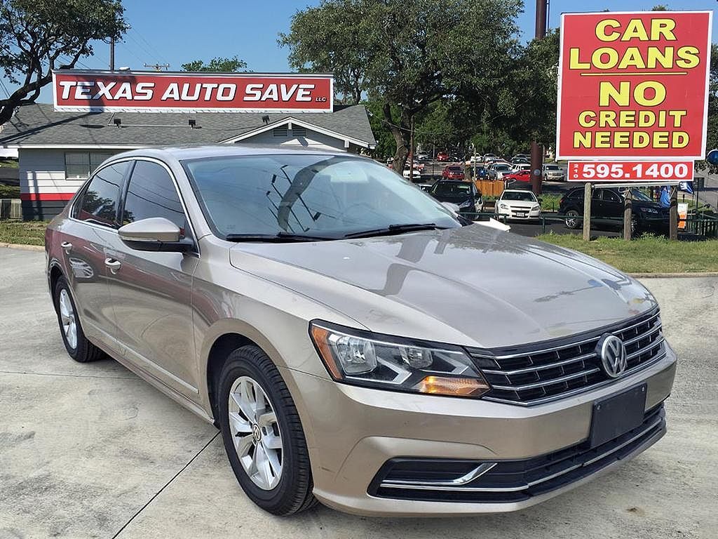 2017 VOLKSWAGEN Passat