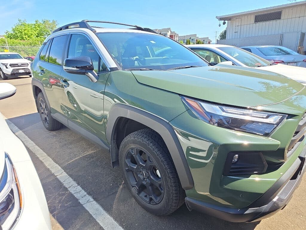 2024 TOYOTA RAV4