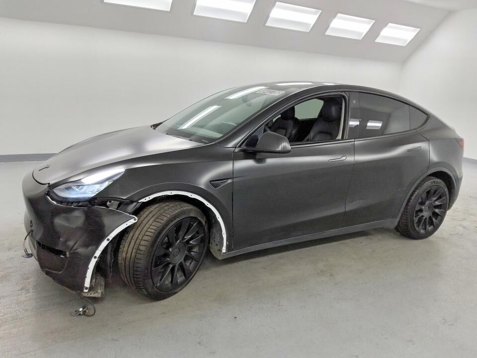 2021 TESLA Model Y
