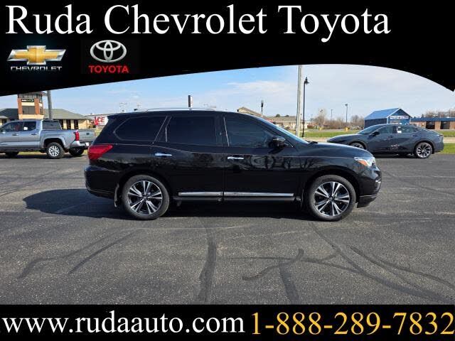 2019 NISSAN Pathfinder