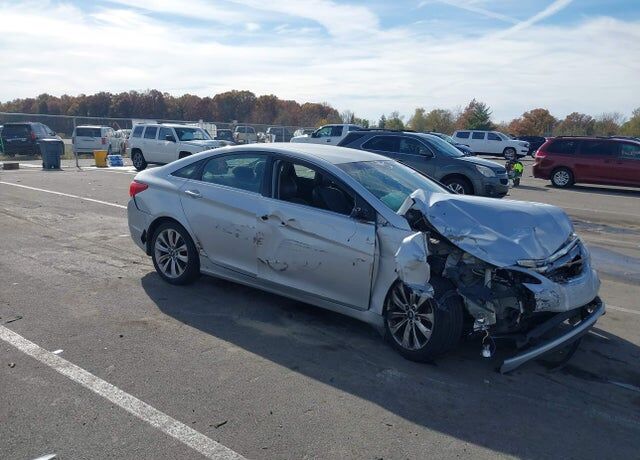 2011 HYUNDAI Sonata