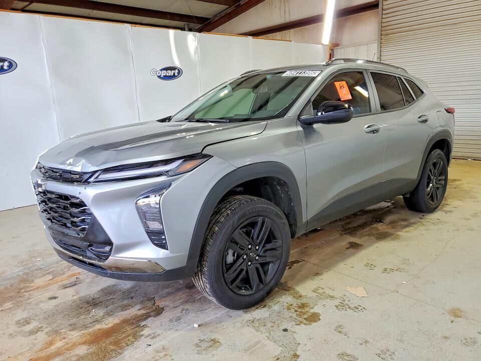 2025 CHEVROLET Trax