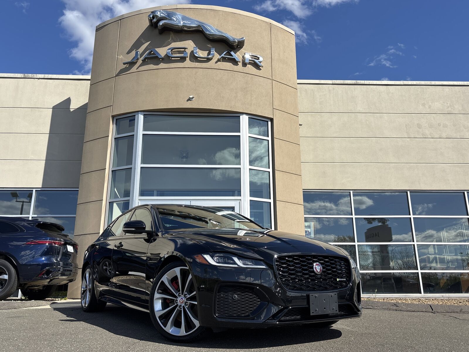 2022 JAGUAR XF